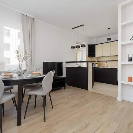 Apartamento Modern In The Business Heart Of With Balcony And Parking By Renters *